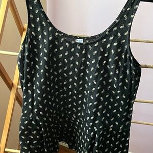 Old Navy black patterned peplum tank blouse